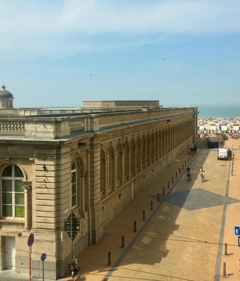 Rustig Appartement Met Zeezicht Dicht Bij Het Centrum Ostend Exterior photo