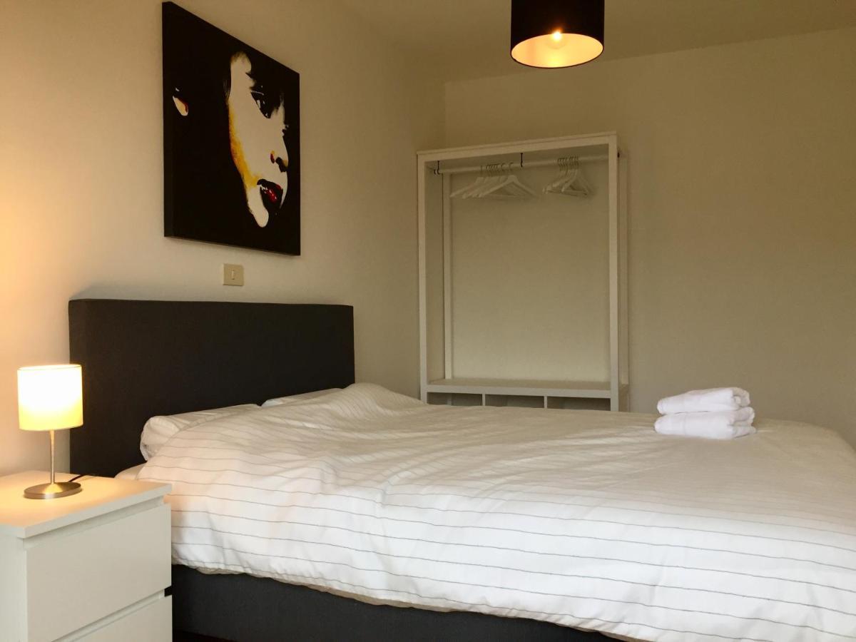 Rustig Appartement Met Zeezicht Dicht Bij Het Centrum Ostend Exterior photo